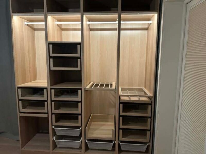 PAX-garderobe på soverom i Oslo