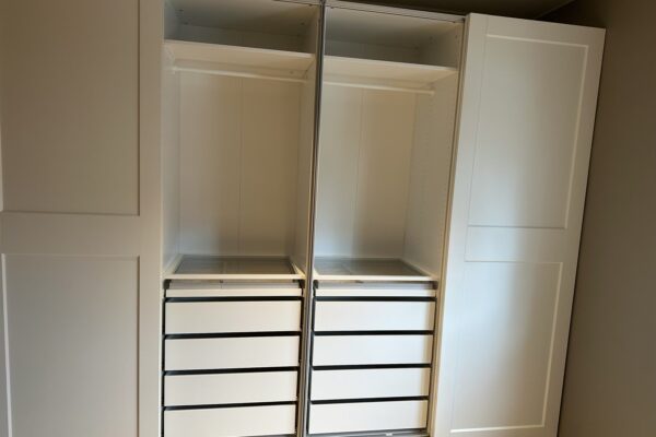 IKEA skyvedører på garderobe