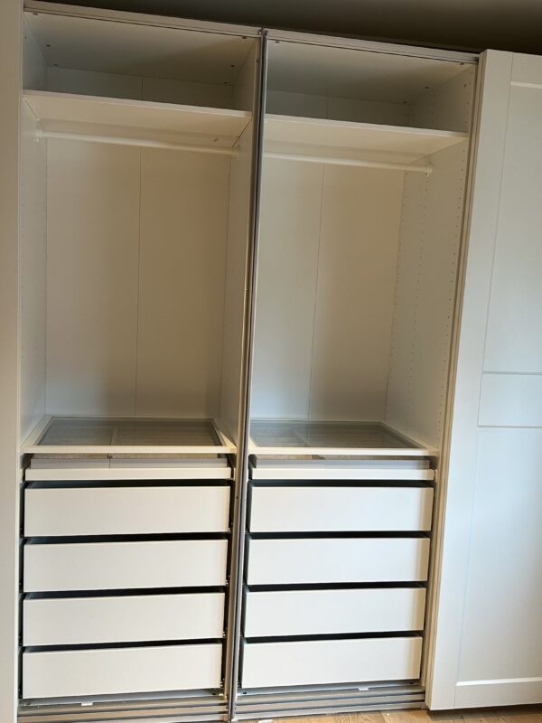 IKEA skyvedører på garderobe