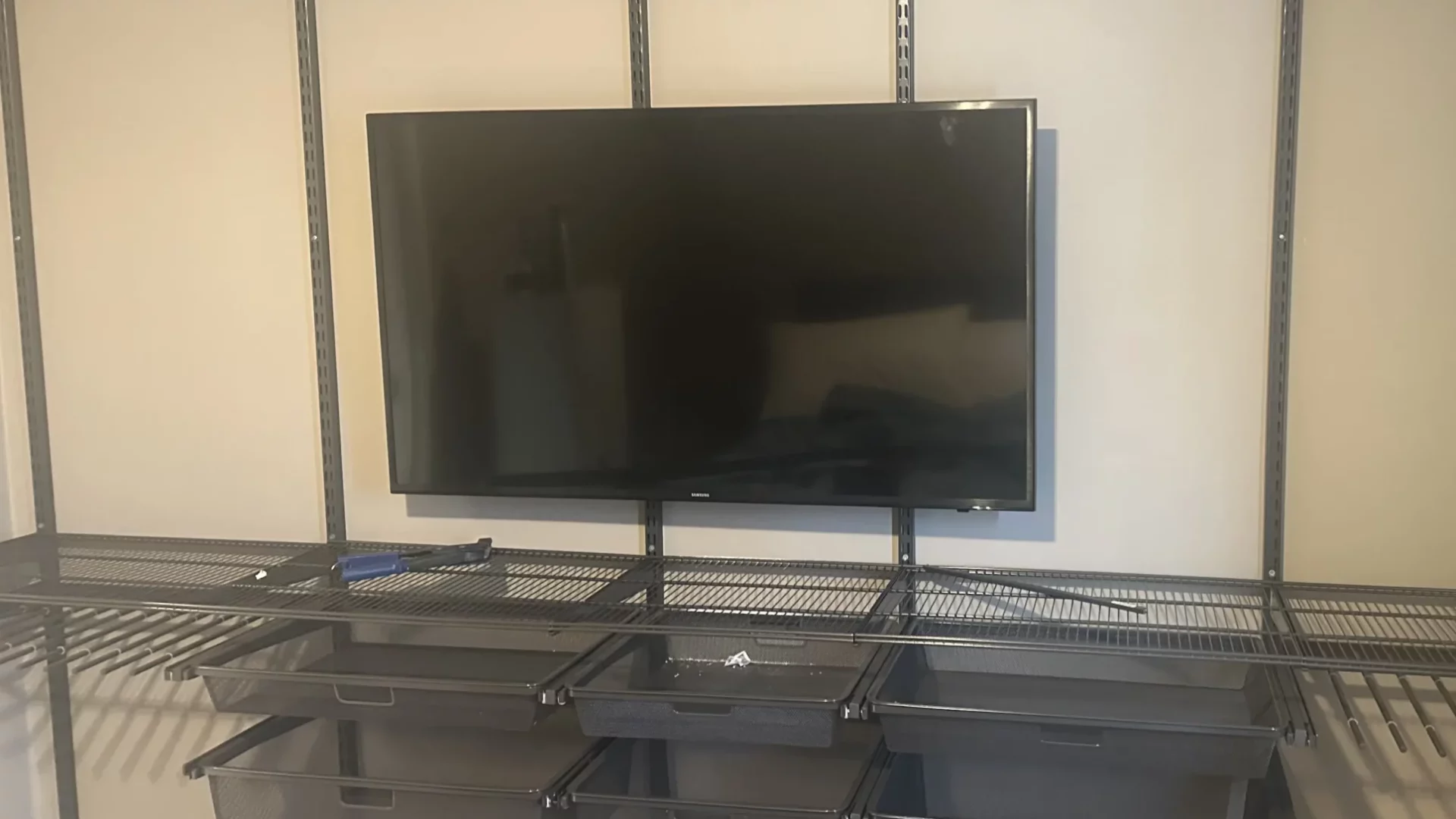 TV-veggmontering
