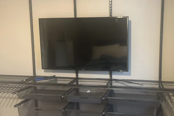 TV-veggmontering